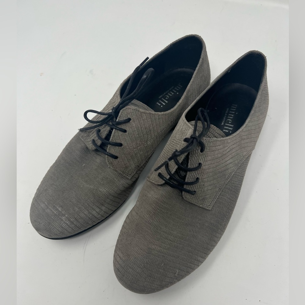 Women’s Suede Lace Up Oxford